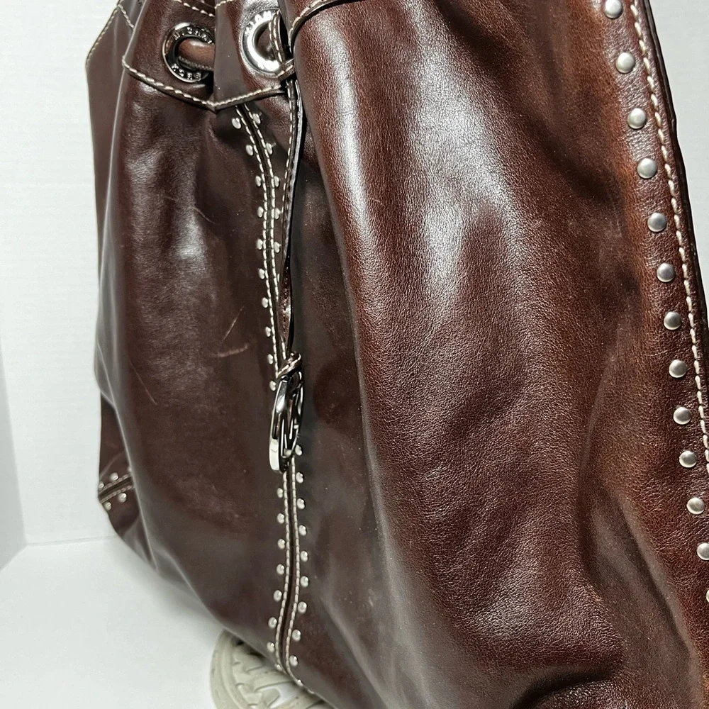 Michael Kors Leather Shoulder bag